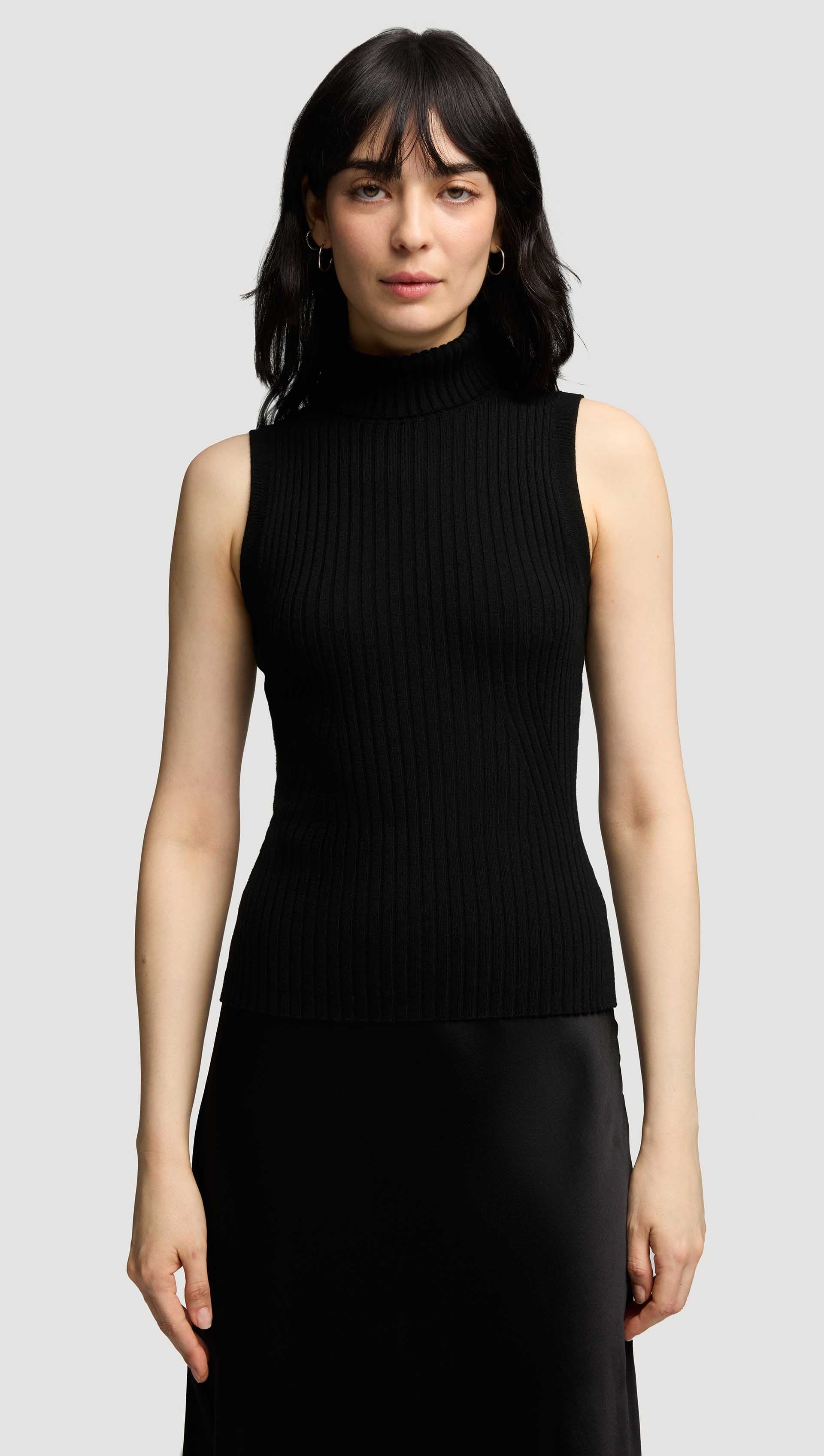 Sleeveless Turtleneck in Stretch Wool Women's Tops Argent