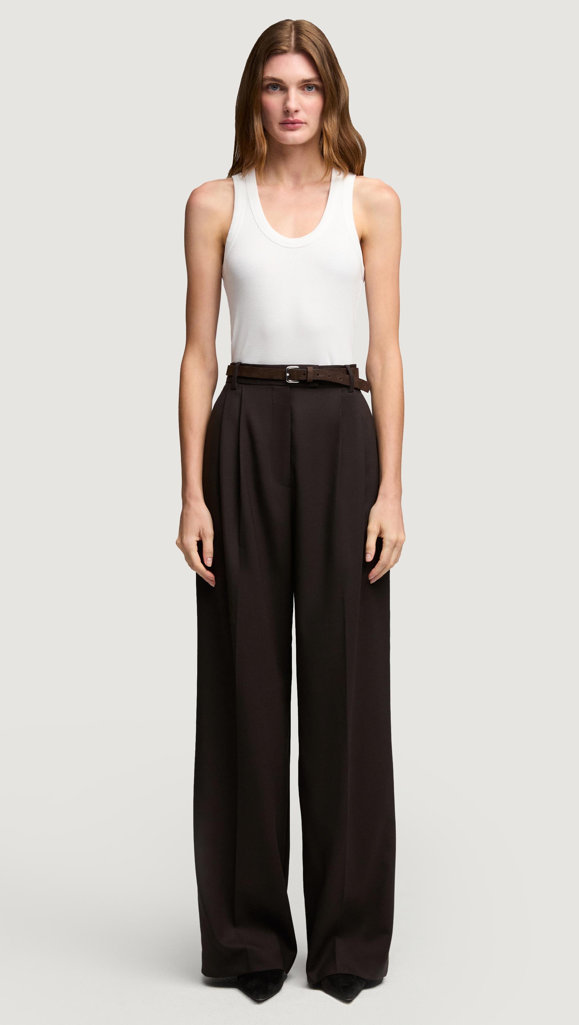 Pleated Trouser in Seasonless Wool | Coffee