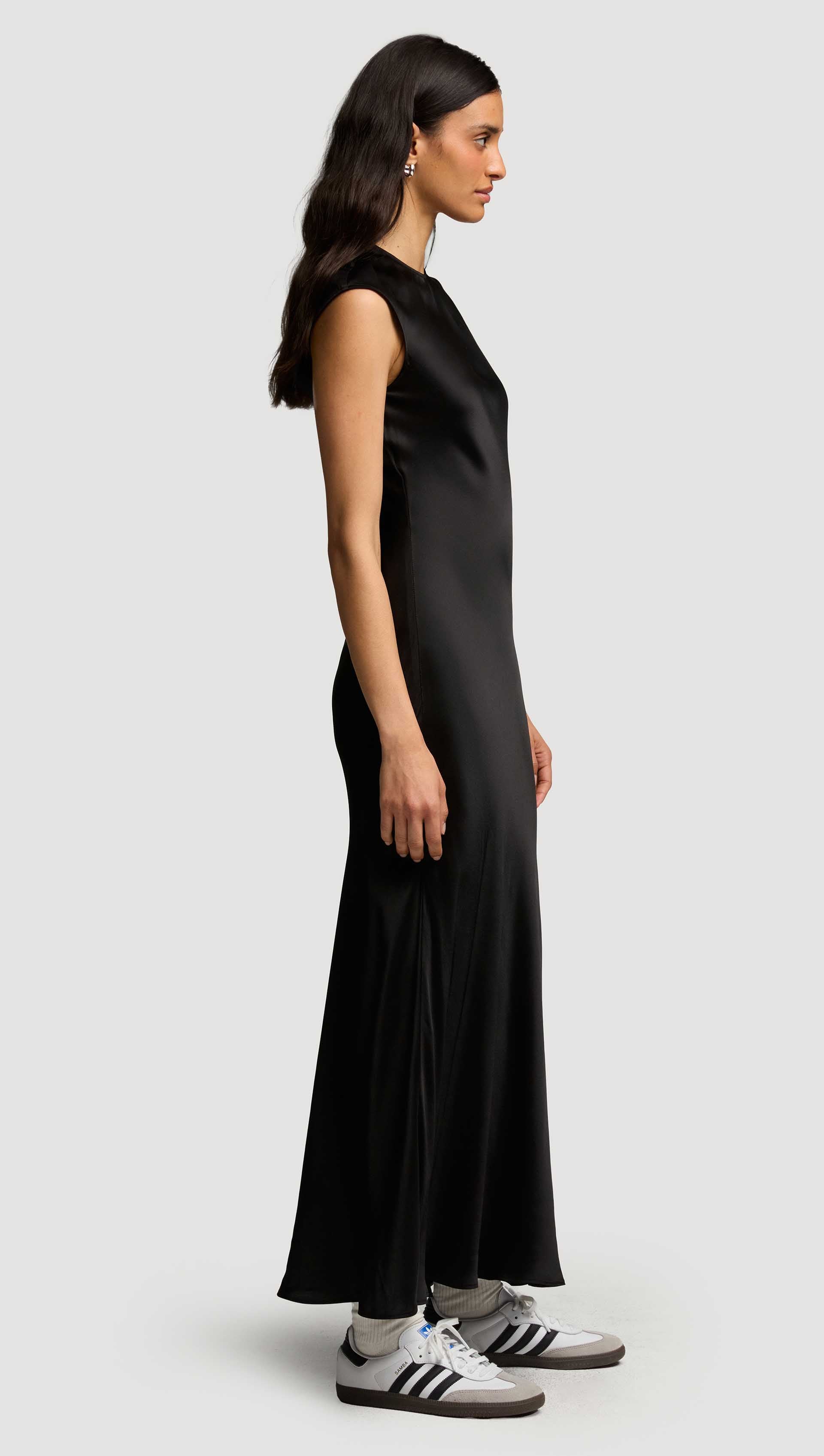 ladies viscose dresses Viscose Dress 116 | Burda Style 02/24