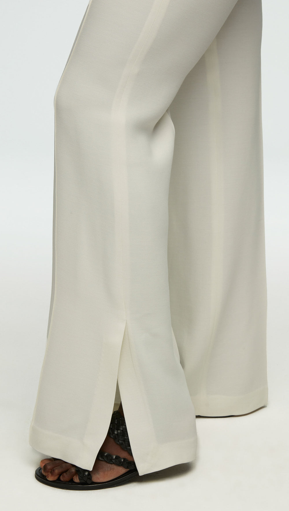 Slim Pintuck Trouser in Viscose Wool Crepe | Ivory
