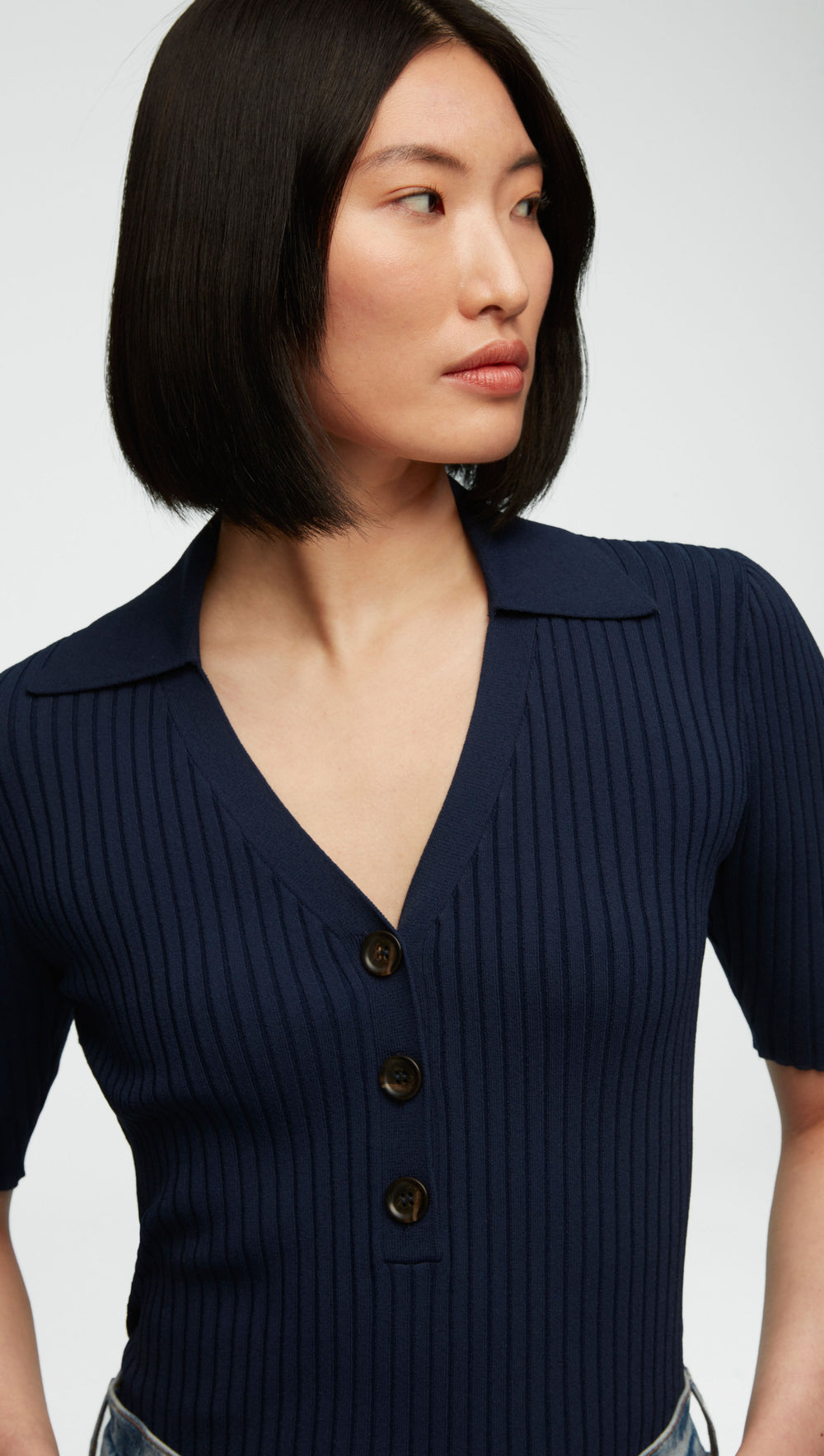 https://argentwork.com/cdn/shop/products/43_Ribbed_Collar_Top_in_Stretch_Rayon_Navy_1323_1000x.jpg?v=1682342849